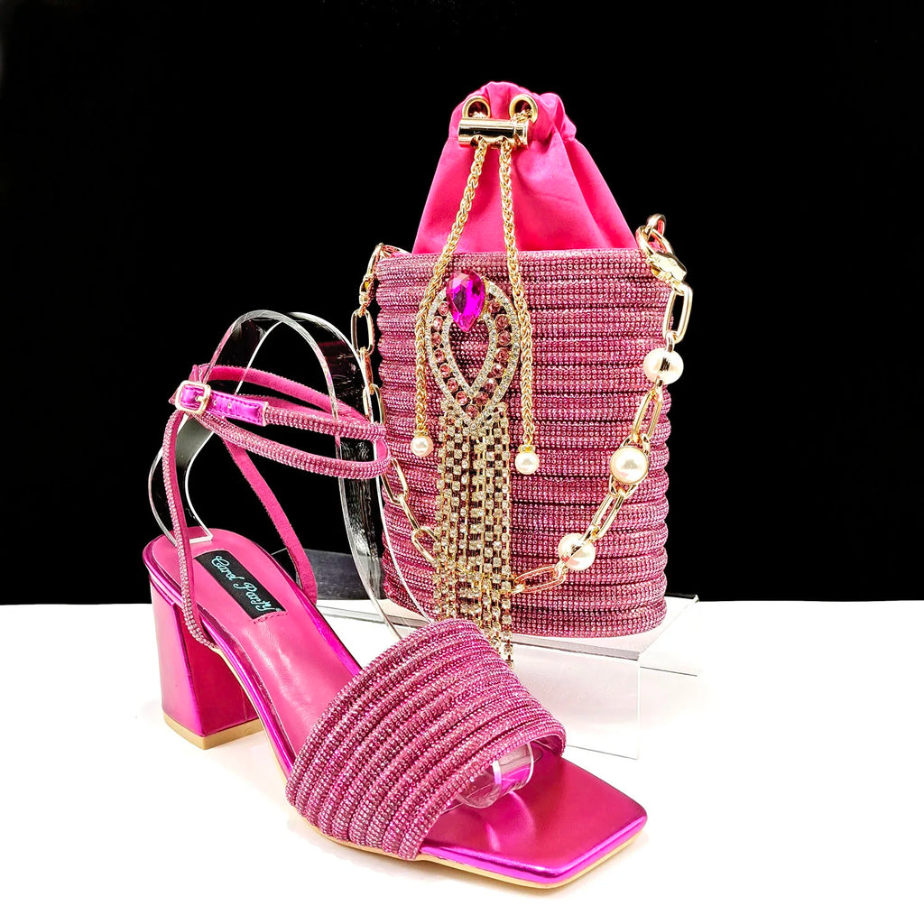 Stylish And Special Olive Bright Bag Match Women's Sandals Set With Big Diamond Tassels And Long And Short Double Chains