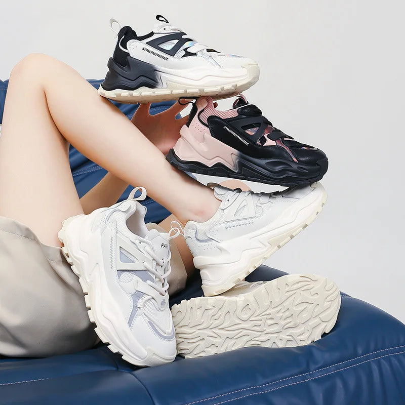 Dad's shoes, new white shoes, thick sole, height increasing gradient leather, casual and versatile women's shoes