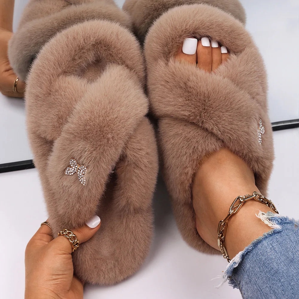 Women Furry Fur Slippers Soft Faux Fur Slides Ladies Plush House Slippers Cross Strap Open Toe Flat Sandals Fluffy Warm Shoes
