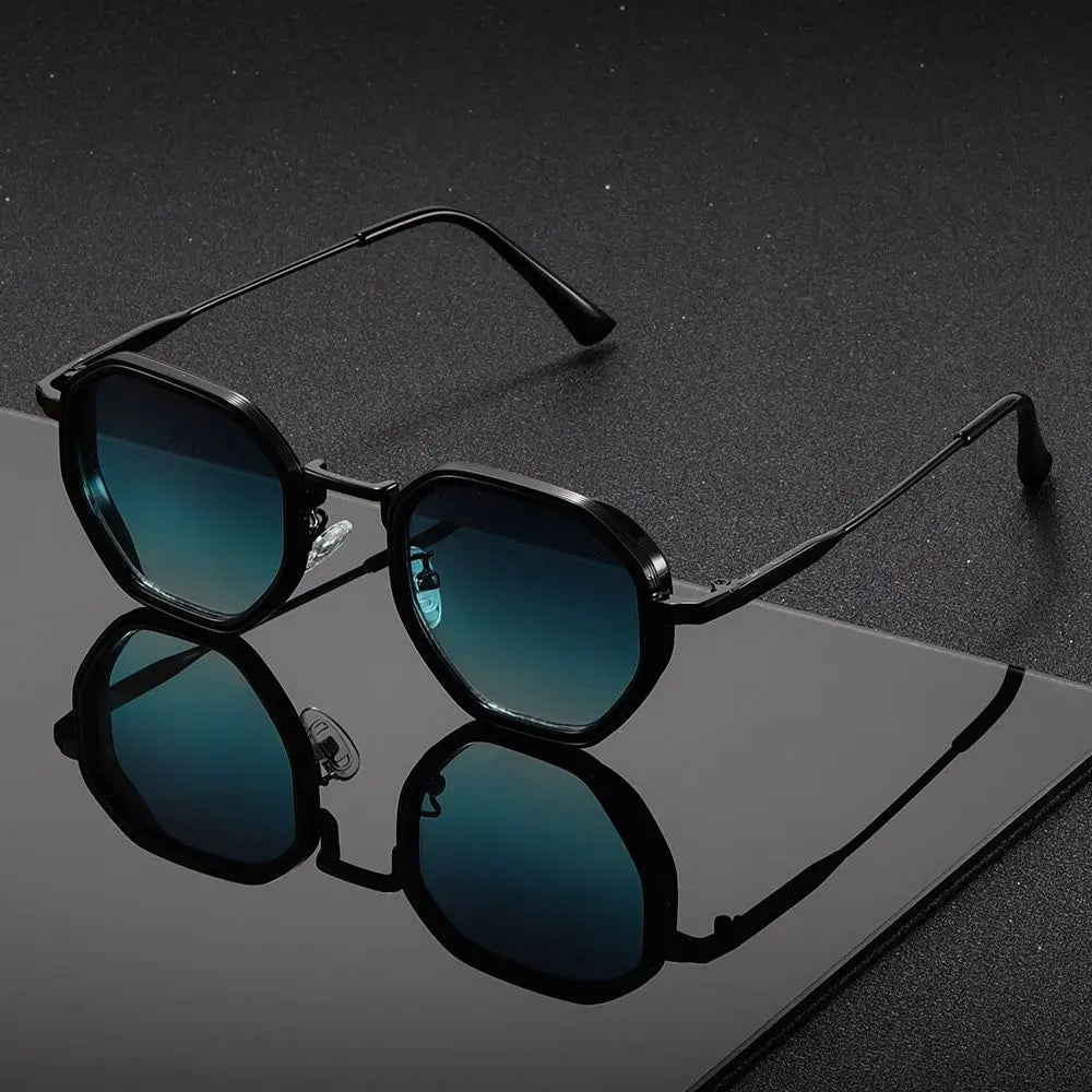 1 Pair Unisex Round Metal Fashionable Sunglasses Vintage Irregular punk Man Sun Glasses  Classic UV400 Male Female Eyeglasses