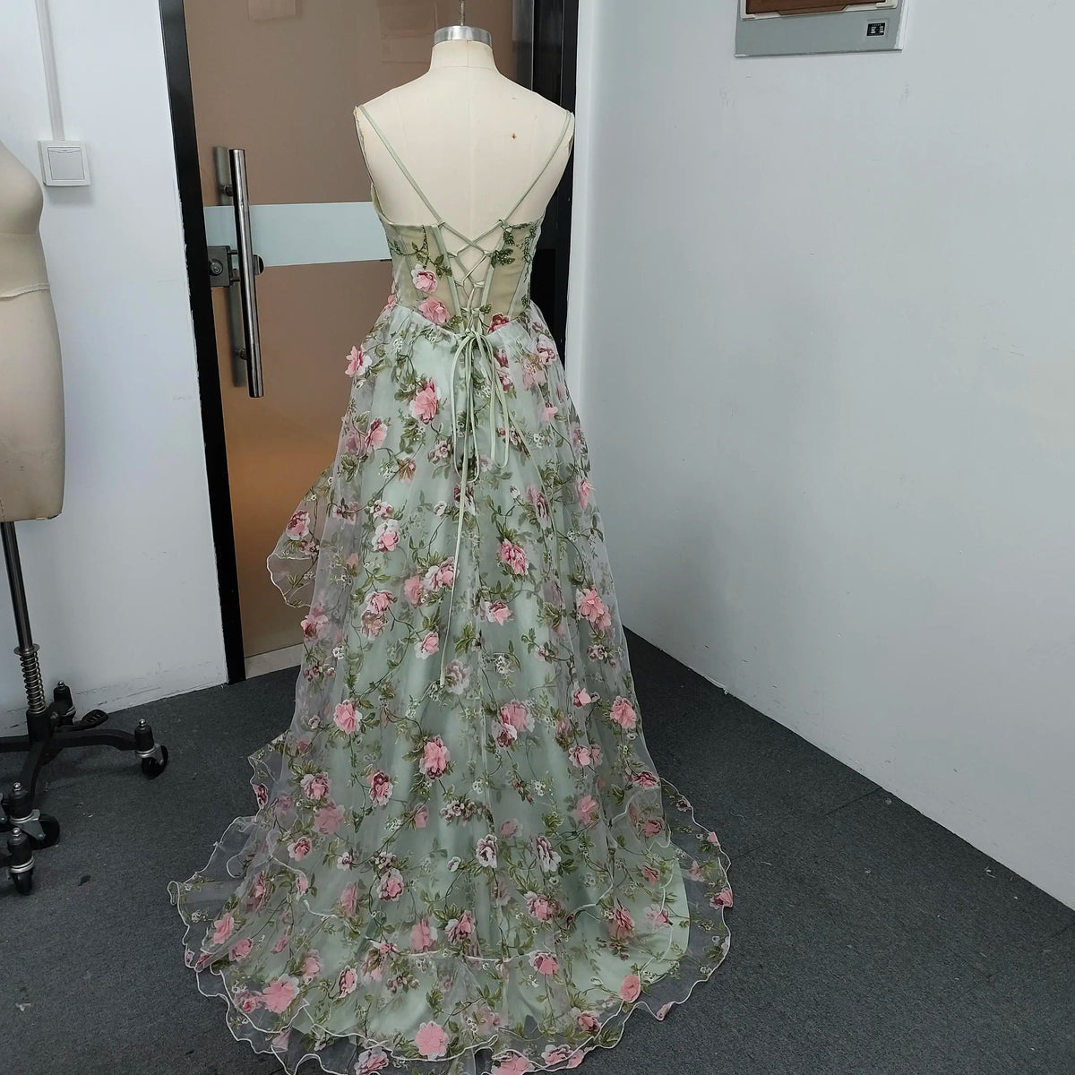 JEHETH 3D Flowers A Line Prom Dresses Sleeveless Corset Evening Party Dress Long Formal Gown Vestidos De Graduación Customized