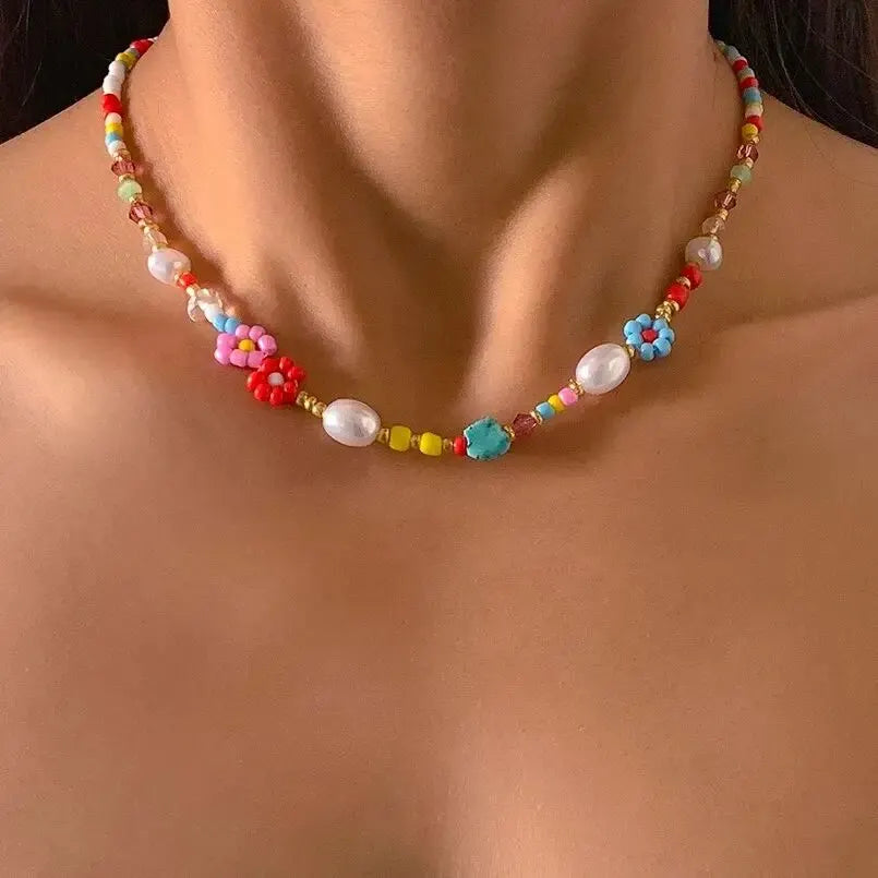 Cute Sweet Colorful Rice Beads Chokers Necklace for Women Boho Romantic Flower Imitation Pearl Clavicle Chain Girls Jewelry Gift
