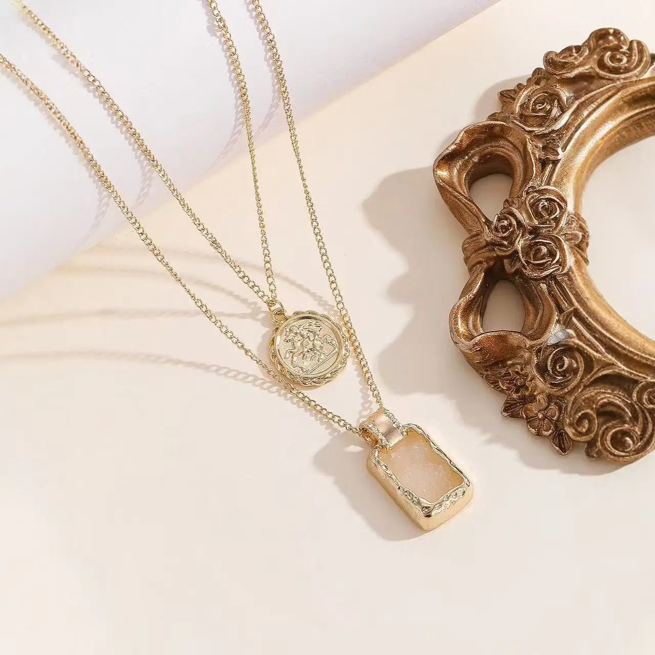 Delicate irregularly folded double love necklace, a high-end party accessory and high-quality gift.