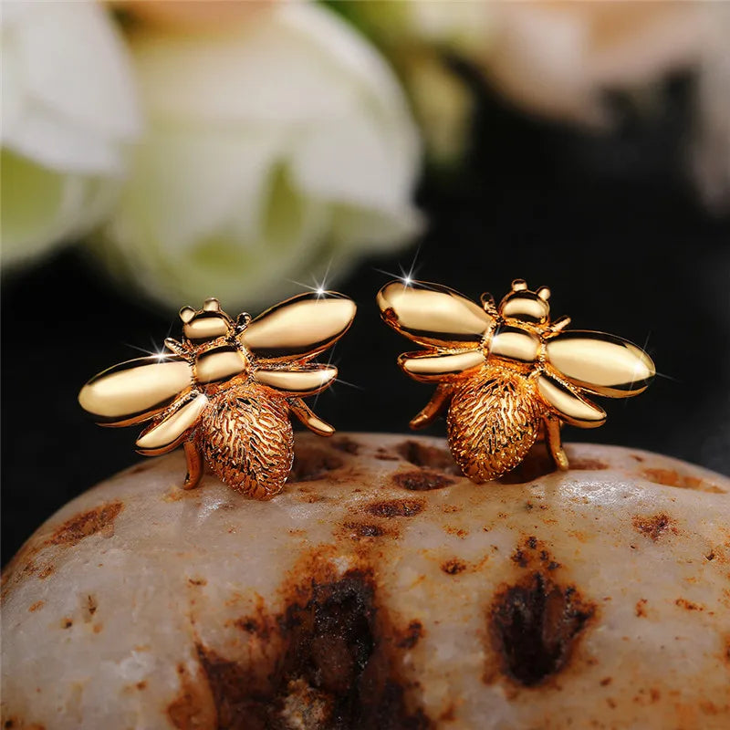 Huitan Fashion Simulated Pearl Bee Stud Earrings with Crystal Cubic Zirconia Cute Animal Earrings Daily Wear Women Jewelry