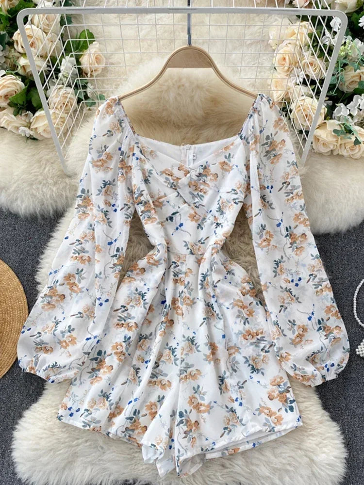 Korean New Spring Summer Women's Jumpsuit Dress V-neck Puff Sleeves Sweet Folds Slim Slimming Floral Wide-leg Shorts UK770