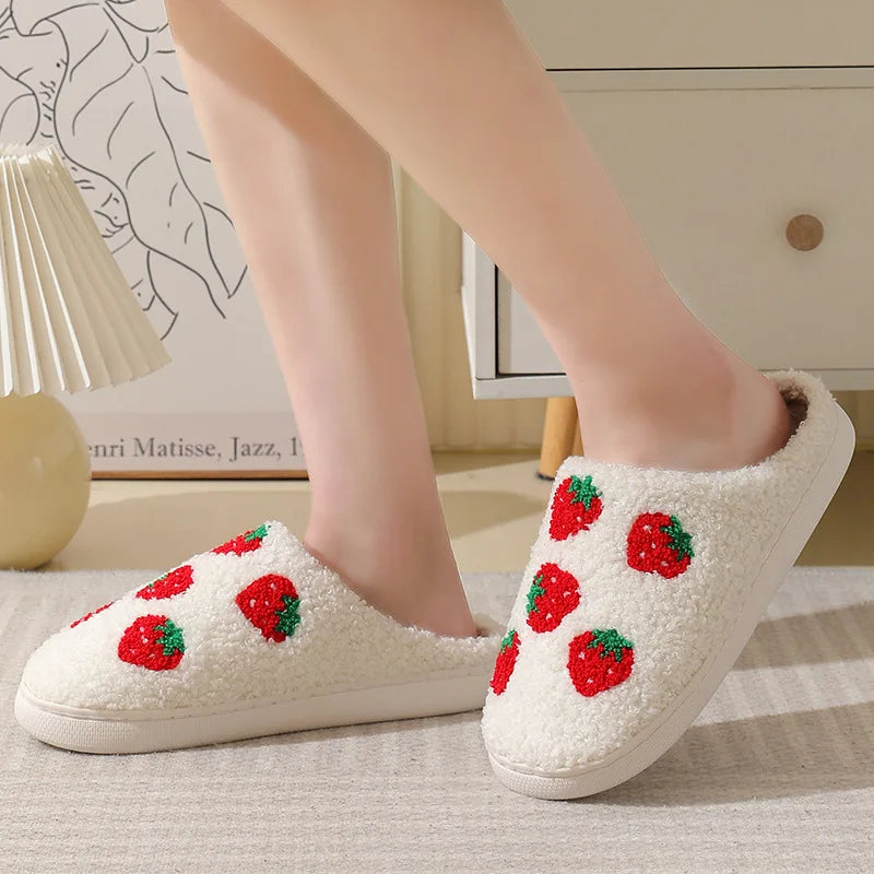 Strawberries Couple Cotton Slippers Home Indoor Cartoon Platform Slides Ladies 2025 Designer Warm Comfortable Winter Shoes Women