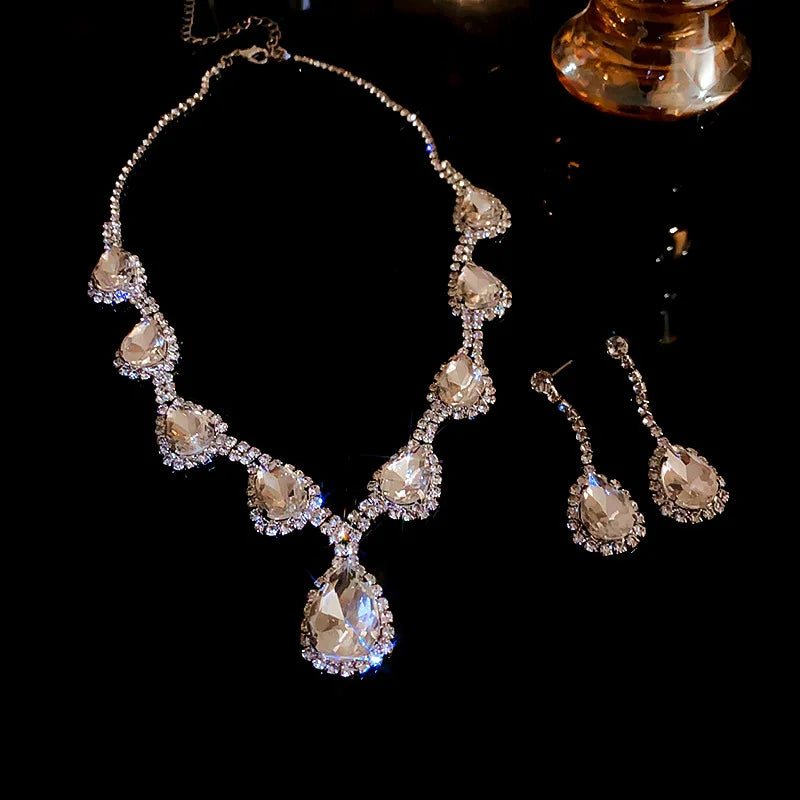 Sparkling Rhinestone Necklace Drop Earrings For Women Geometric Water Droplet Pendant Necklaces Wedding Bride Jewelry Sets