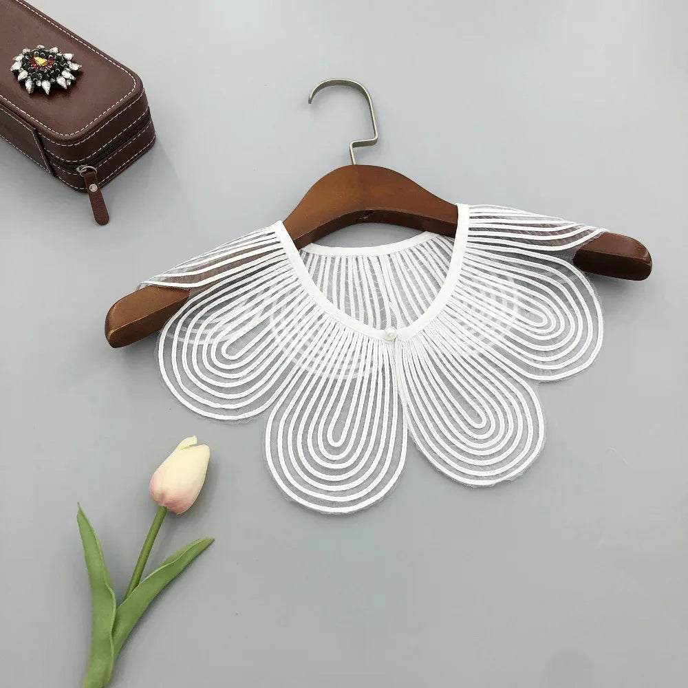 Solid Color Detachable Fake Collar Cloth Decorative Breathable Lace Detachable Collar Pearl Button Shoulder Wraps Ladies