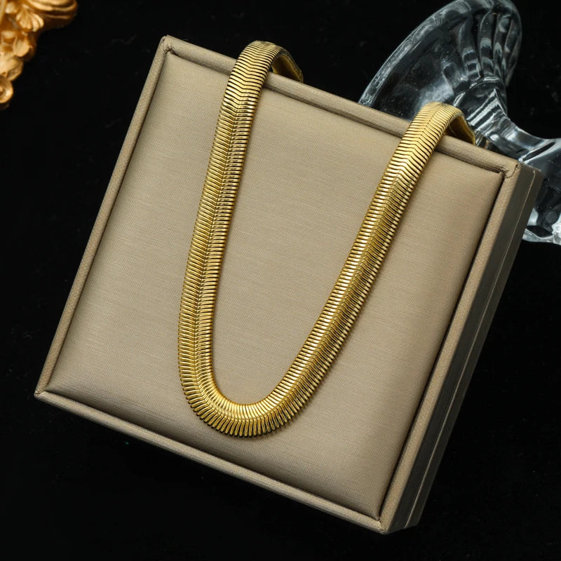 EILIECK 316L Stainless Steel Gold Color Cuba Chain Necklace For Women New Trendy Punk Thick Neck Chain Waterproof Jewelry Gift