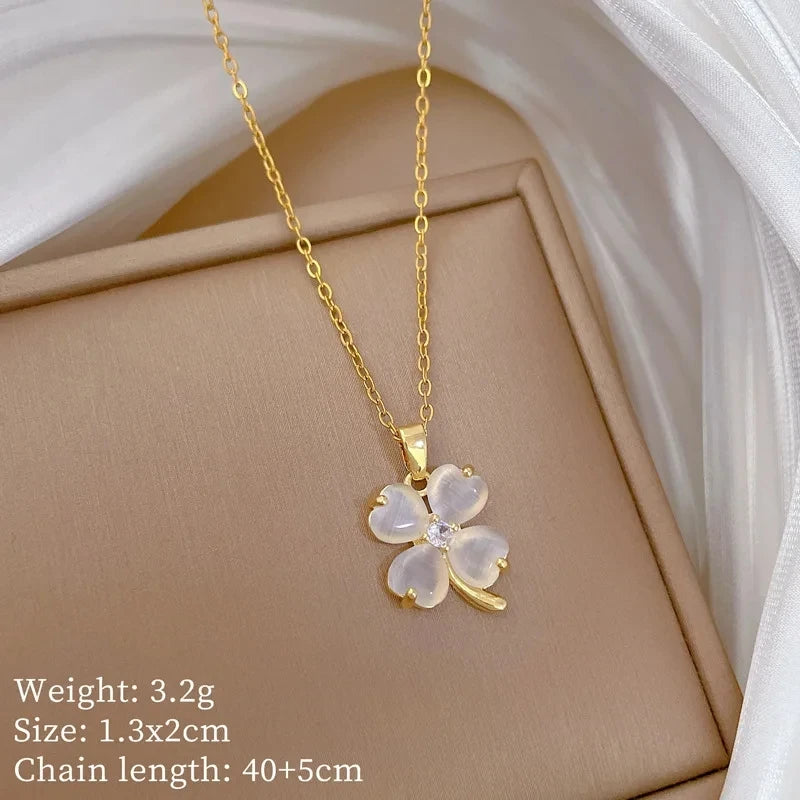 Fashionable Luxury Micro-Set Zircon Copper Pendant Necklace for Women Stylish Personality Versatile Stainless Steel Choker Jewel
