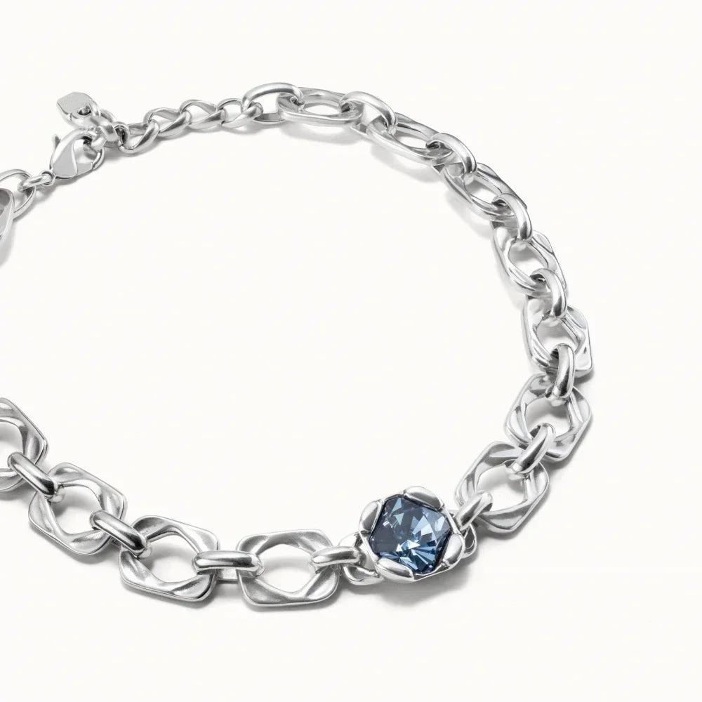 Summer New High-quality Classic Blue Crystal Chain Necklace, Women's Collarbone Chain Accessories, Gifts for Friends' Banquets