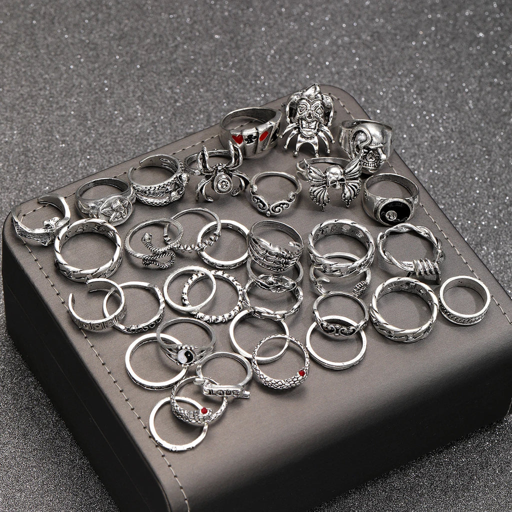 35 Pcs Gothic Ring Set for Men Women Trendy Joker Face Devil Smile Face Finger Ring For Daily Outfits Party Accessories Gifts