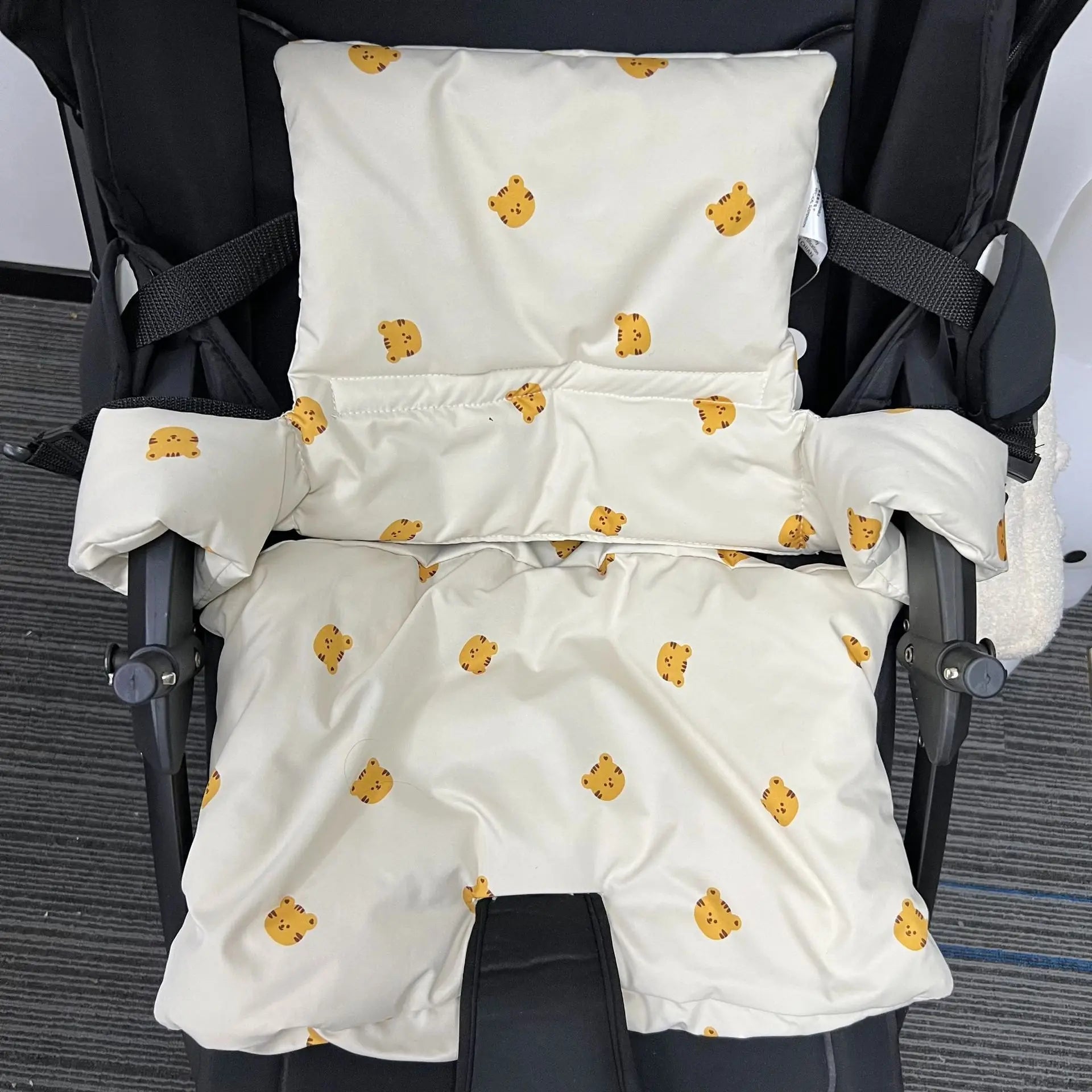 Baby Dining Chair Cushion Four Seasons Portable Non slip Integrated Cushion for Going Out Baby Dining Chair Accessories Cushion