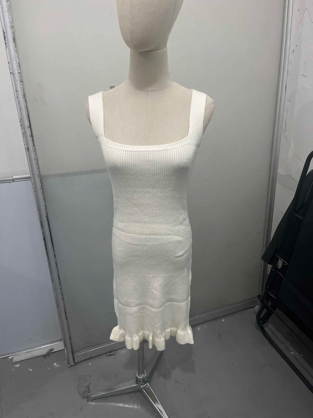 Polka Dot Slim Women Summer Mini Dress Solid Deep V-neck Puff Sleeves Pleated Front Button Short Dresses 2026 Lady Daily Wear