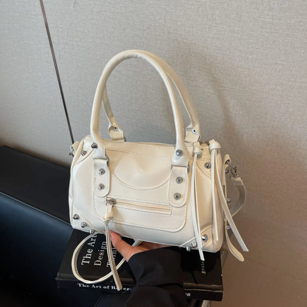 Vintage Rivets Pillow Bag Large Capacity Zipper Single Shoulder Bag Top Handle Patent Leather Crossbody Women's Bag Women