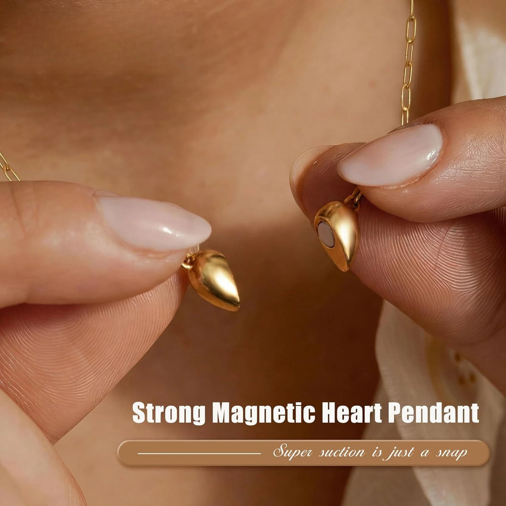 Magnetic Heart Necklaces for Women 18K Gold Plated Stainless Steel Heart Necklace Paperclip Chain Pendant Necklace Jewelry Gift