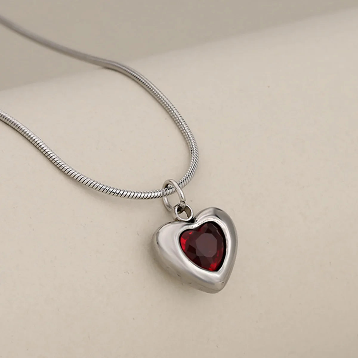 316L Stainless Steel Heart Pendant Necklace For Women Snake Chain Red Heart Zirconia Necklace Waterproof Fashion Jewelry Gift