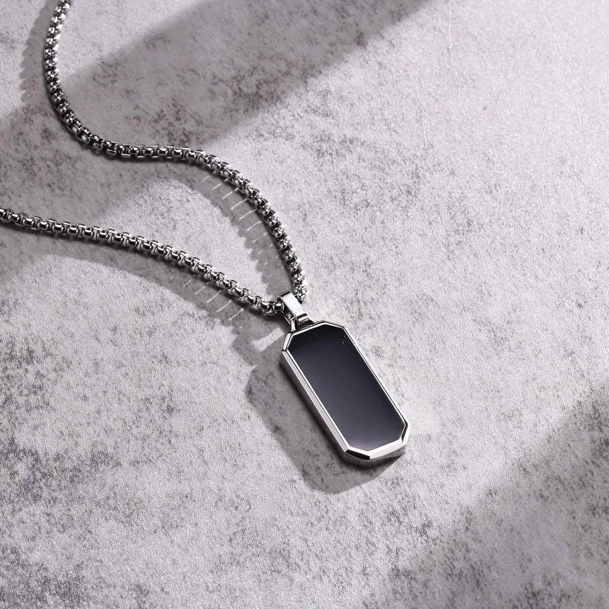Vnox Small Dogtags Pendant Necklaces for Men, Black Silver Color Stainless Steel Military Dog Tag with Box Chain Gift to Him