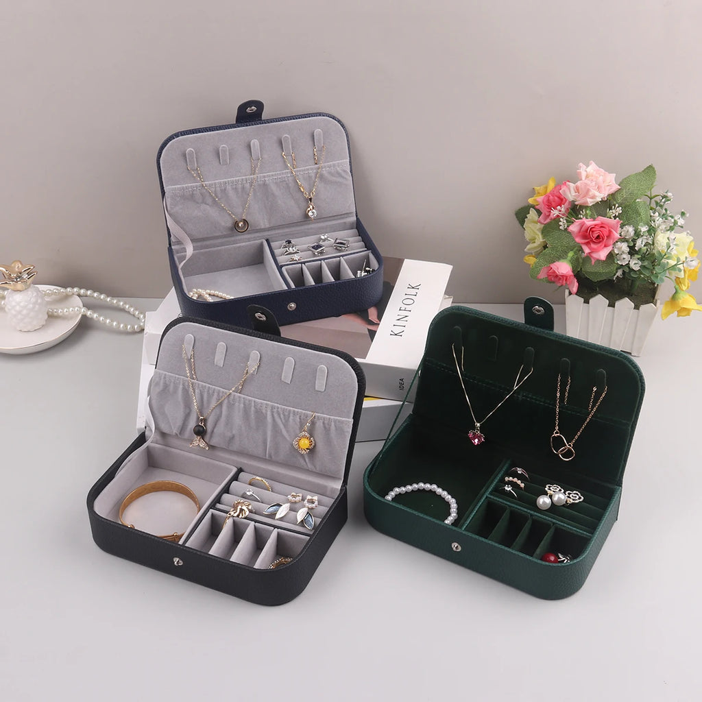 2024 Portable Jewelry Box Jewelry Organizer Display Travel Jewelry Case Boxes Button Leather Storage Chenille Jewelers Joyero