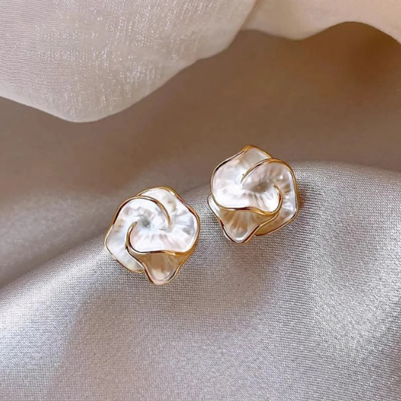 Delicate Camellia Stud Earring For Women Unique Flower Design Ear Stud Temperament White Earrings Daily Jewelry Gifts C