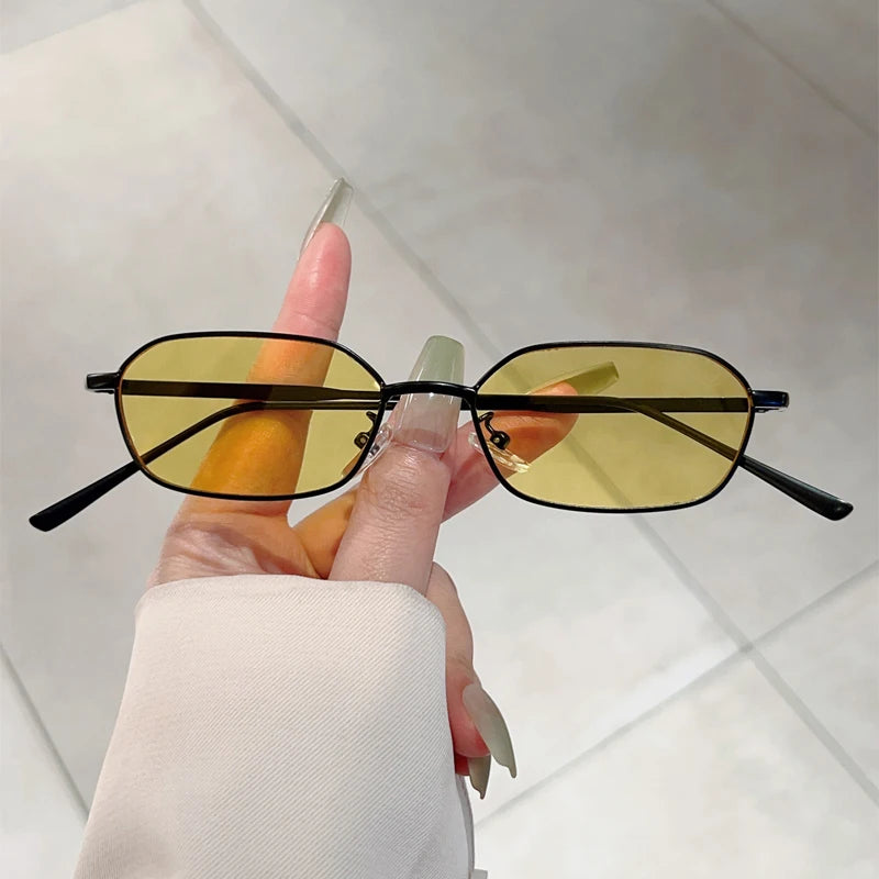 KAMMPT Vintage Rectangle Sunglasses Men Stylish Metal Rim Retro Shades Women Trendy Fashion Brand Design Decorative Sun Glasses