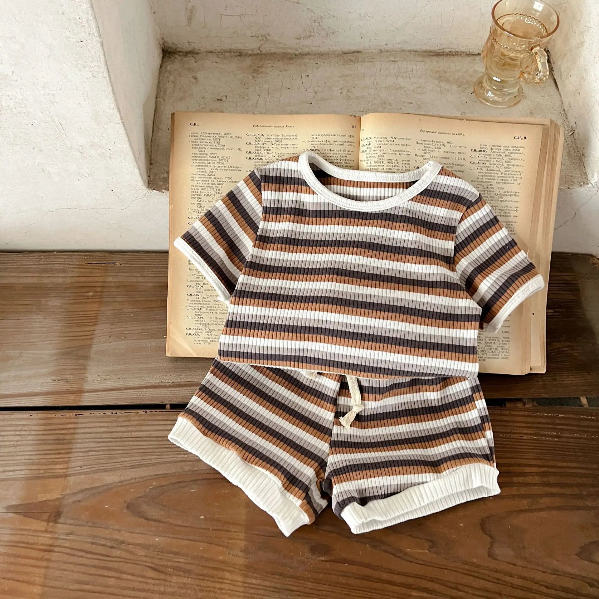 Korean Version Summer Kids Baby Girls Boys Short Sleeve Striped Top Tees +shorts Pants Infant Cute Pure Cotton Clothing Set