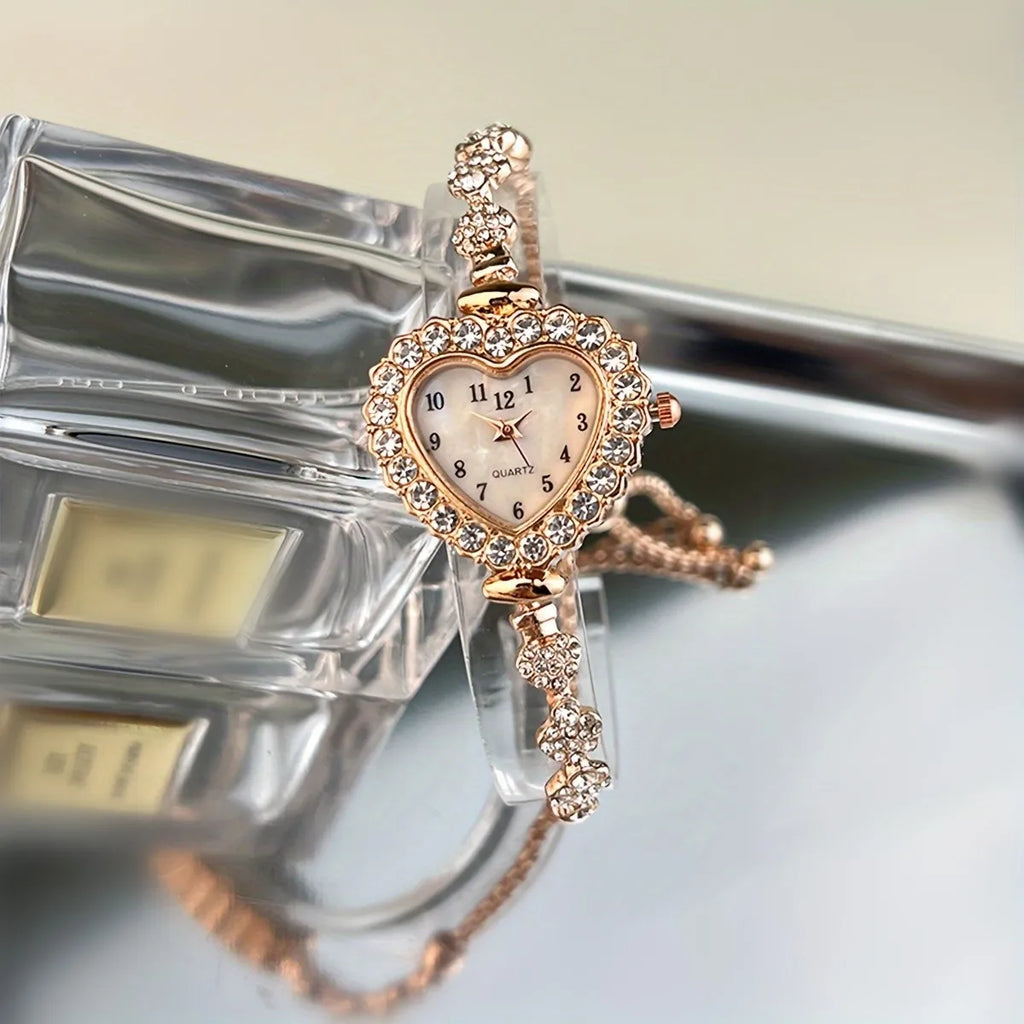 Women's Heart Rhinestone Watch with Sparkling Dial & Golden-Tone Alloy Band - Compact Quartz Wristwatch for Everyday Elegance
