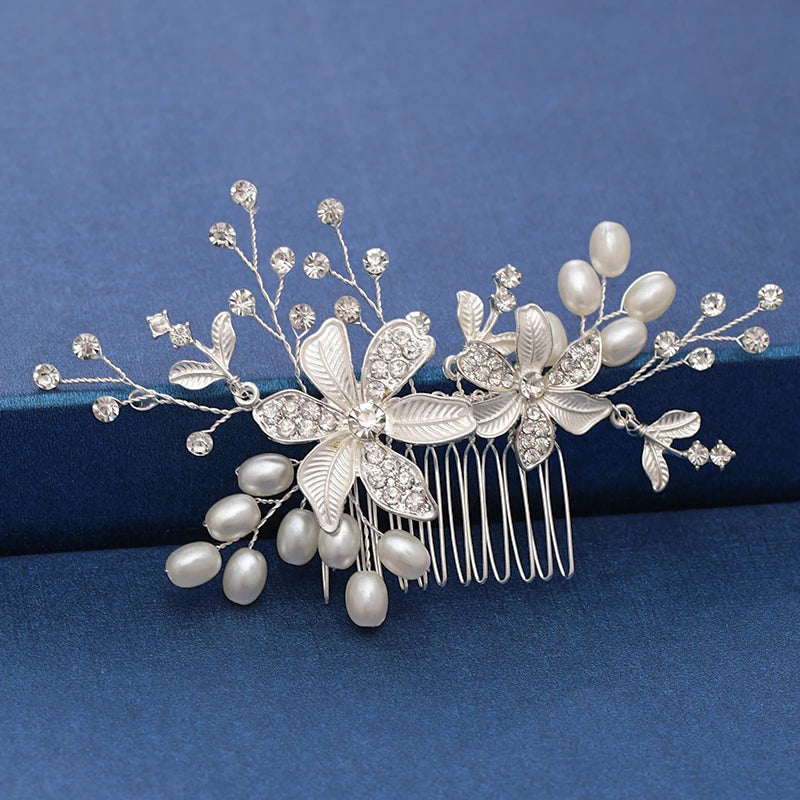 Wedding Crystal Pearls Hair Combs Handmade Hair Jewelry Bridal Headpiece Girls Headdress Women Hairpins Elegant Women Tiara