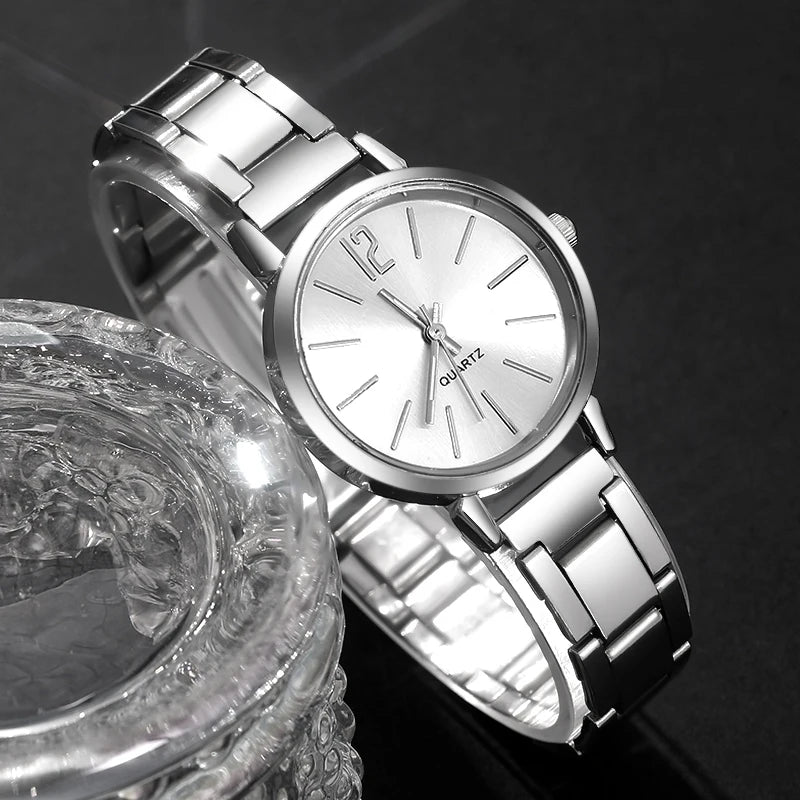 6-piece women's watch+accessory set, new fashionable watch+elegant accessories, the best choice for gift giving