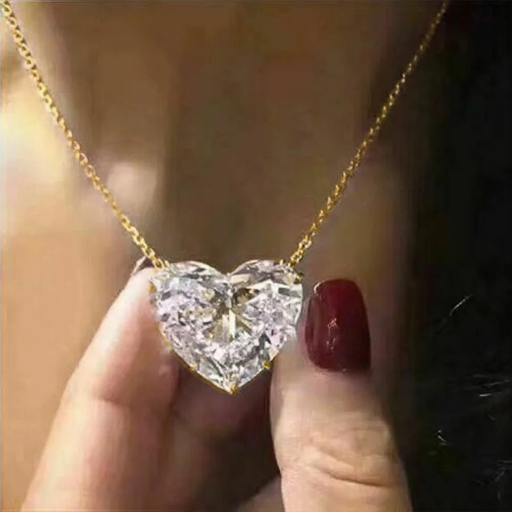 New Sweet Exquisite Heart Shape High Quality 5A Zircon Pendant Necklace for Women Daily Commute Fashion Collarbone Chain Jewelry