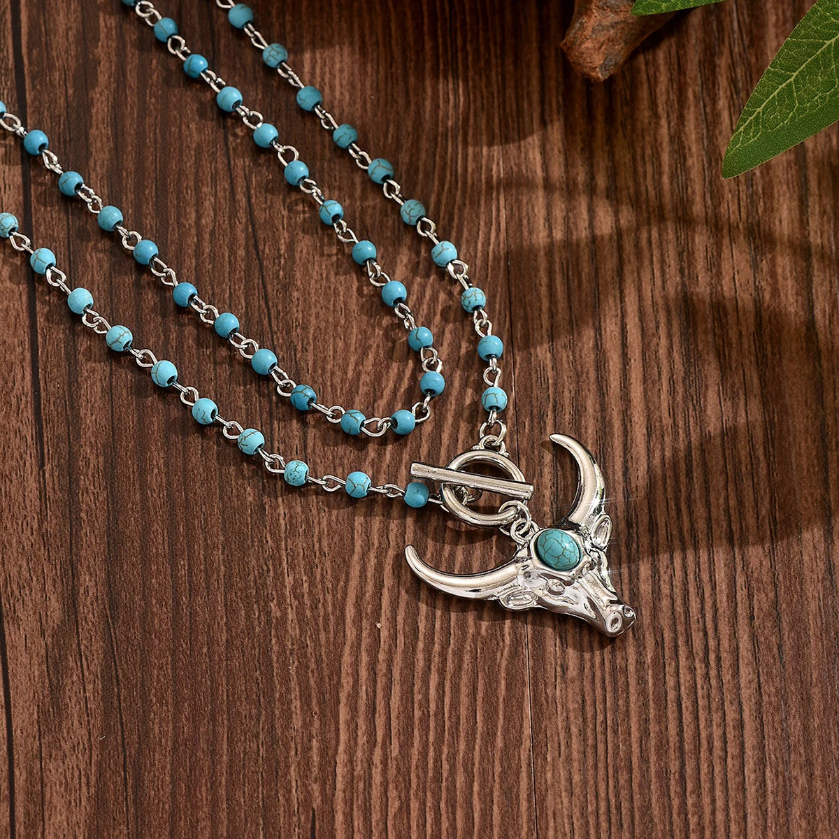 Layered Turquoise Bead Necklace for Women Western Bull Skull Pendant Double Chain Toggle Clasp Vintage Boho Neck Jewelry