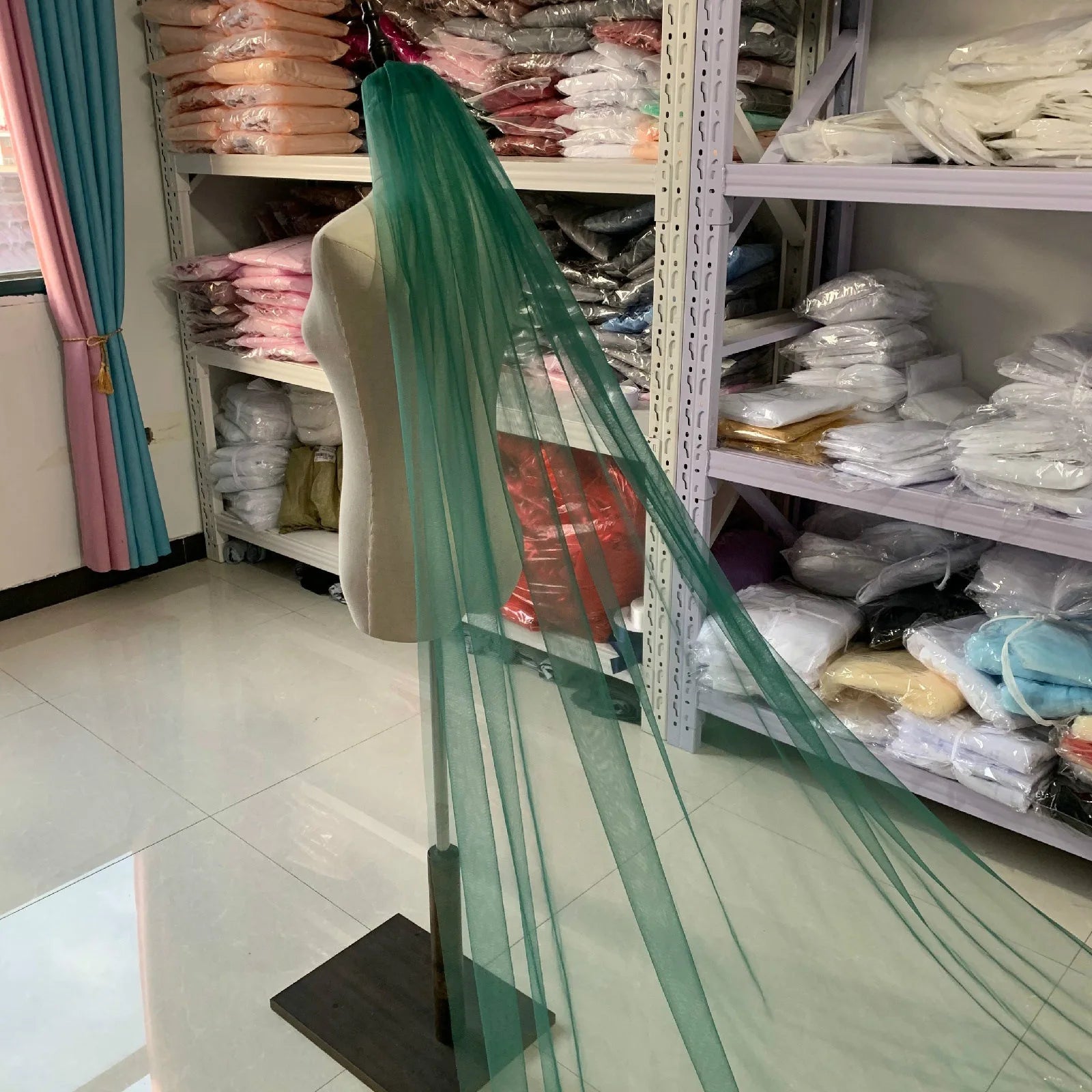 Green Muslim Cathedral Wedding Veils 6 Colors Long Lace Sequins Edge Bridal Veil with Comb Wedding Accessories Veu de Noivral