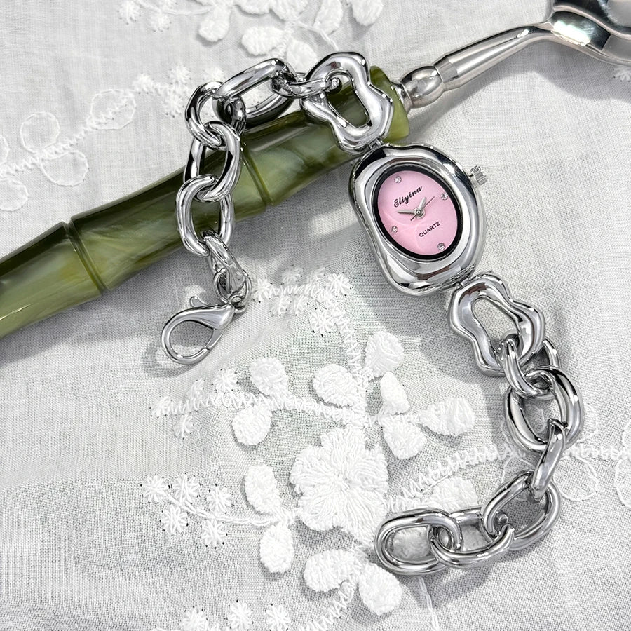 Retro Ladies Wristwatch Irregular Bracelet Design Fashionable Unique Cross-Border European And American Brand Watch