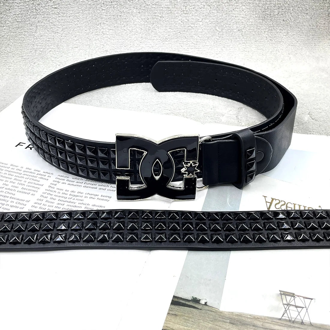 Fashion Y2K Rivet Leather Belt Versatile Embedded Decorative Belt Luxury Hot Girl Women's Rhinestone Belt Unique punk