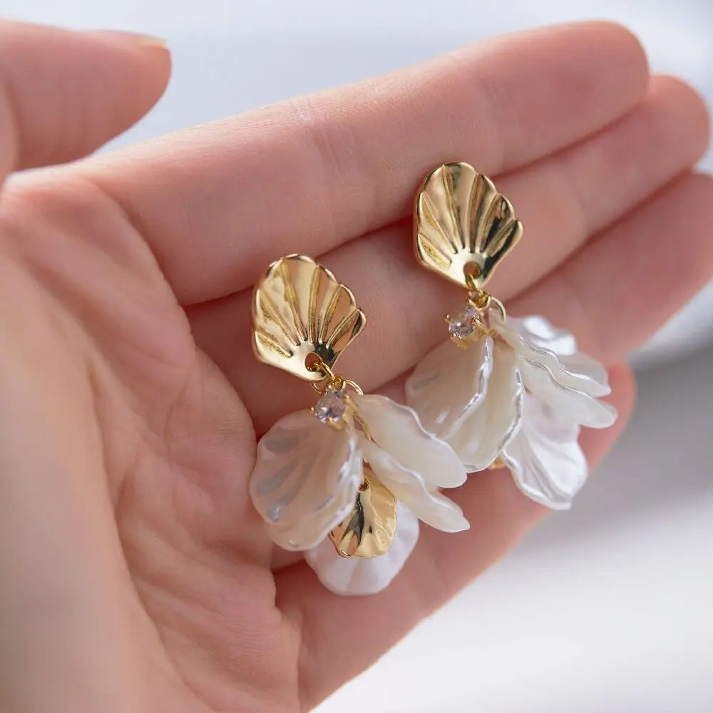 Cross border forest style super fairy temperament sweet handmade design feeling petal earrings factory earrings