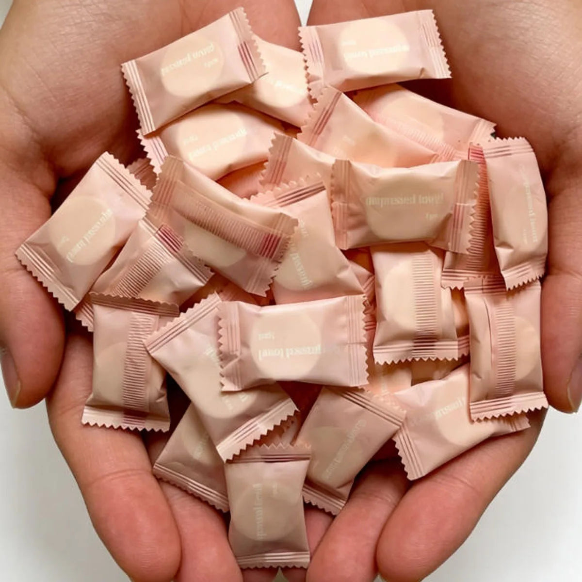 50PCS Dispossible Compressed Towels In Compressed Bag Suitable For Travel Camping Towel Disposable Face Pack