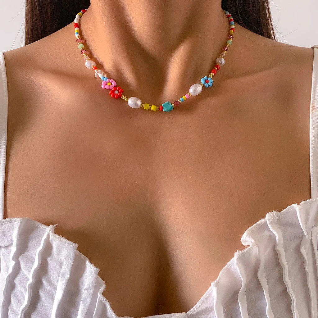 Cute Sweet Colorful Rice Beads Chokers Necklace for Women Boho Romantic Flower Imitation Pearl Clavicle Chain Girls Jewelry Gift