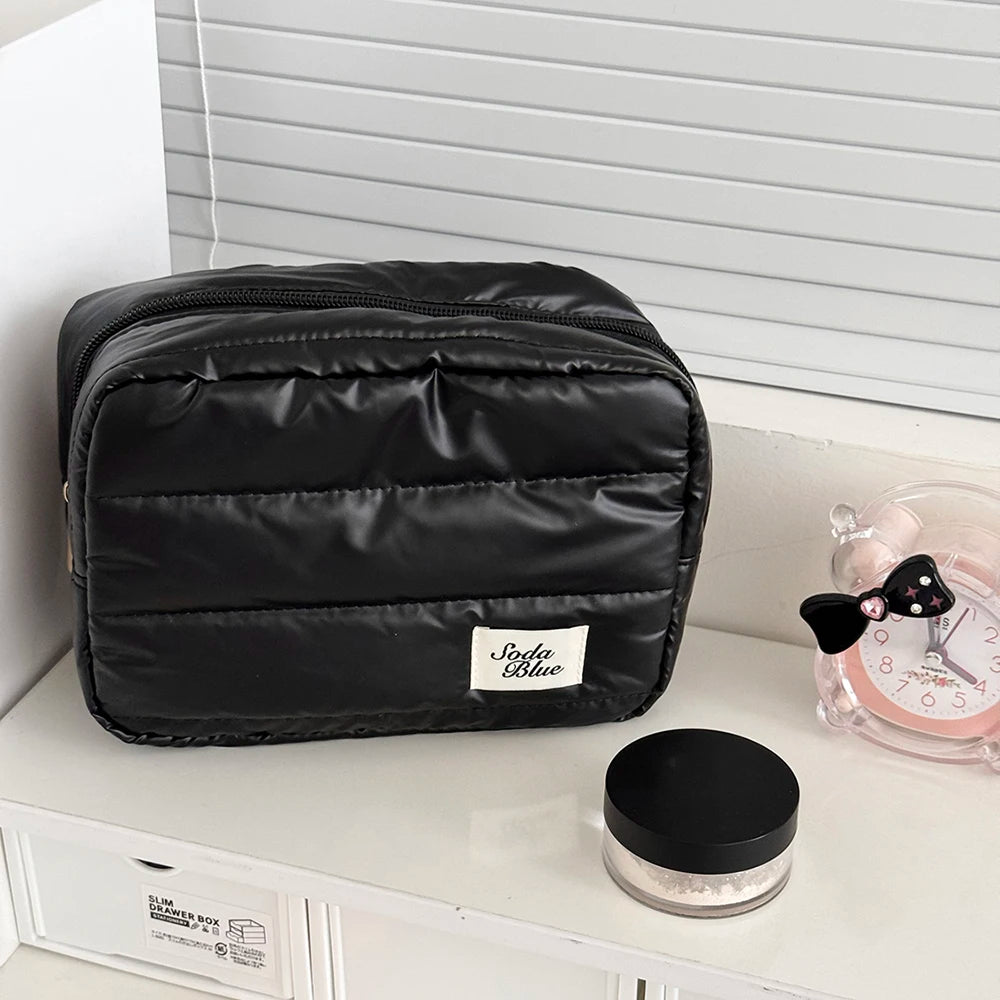 Wholesale Large Capacity Waterproof Makeup Handbag Travel Women Cosmetic Toiletry Storage Pouch Elegant Ladies Square Zipper Bag