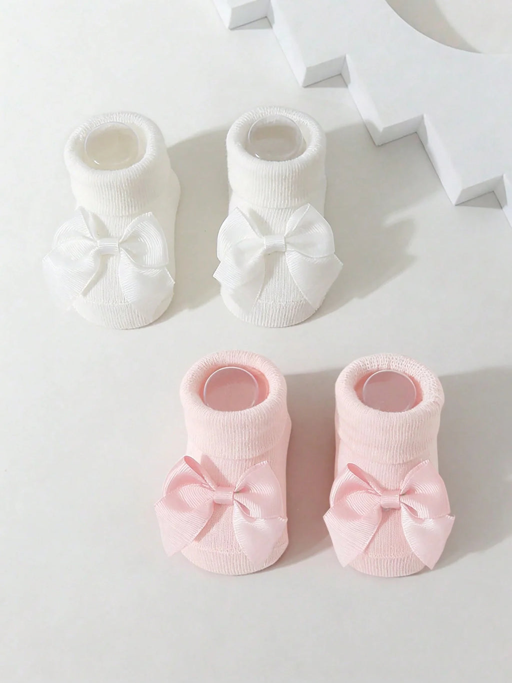 3 Pairs of Girls' Bow-Tie Decorated Cotton Short Socks, Sweet and Adorable Baby Ankle Socks for Babies to Wear When Learning to Walk