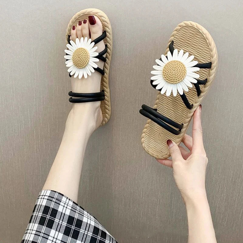 Fashion New Style Popular Women's Summer Soft Bottom Shoes Super Fairy Sandals Flower Flat Slippers For Women Wear Outdoor