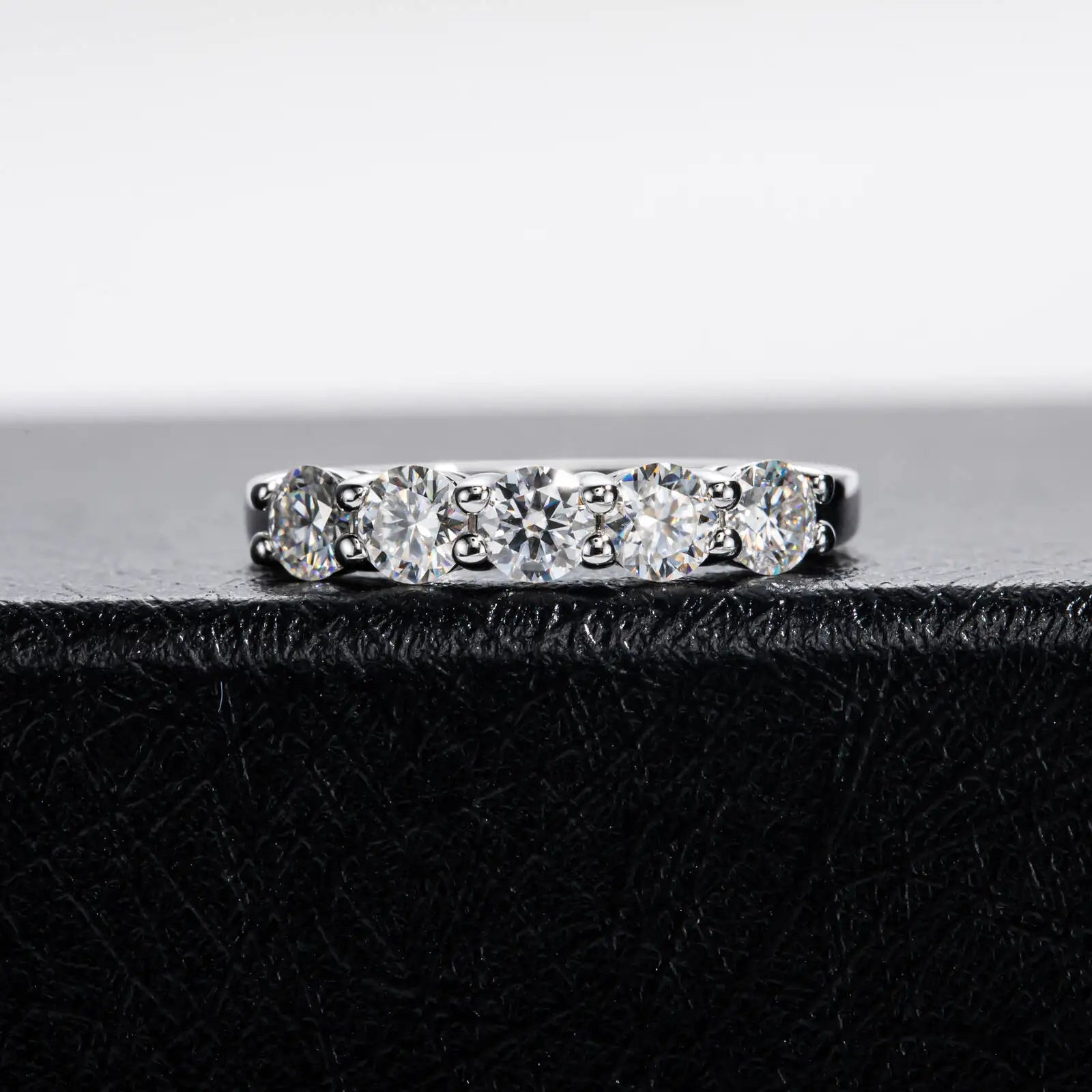 TY White Gold D Color 4mm Moissanite Ring For Women 925 Silver 1.5CT Stone Match Dia Wedding Band Bride S Sterling Sier