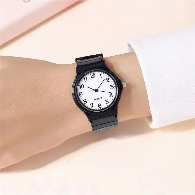 Simple Women's Quartz Watch with Silicone Strap Waterproof round Small Dial Student Exam Watch for Ladies