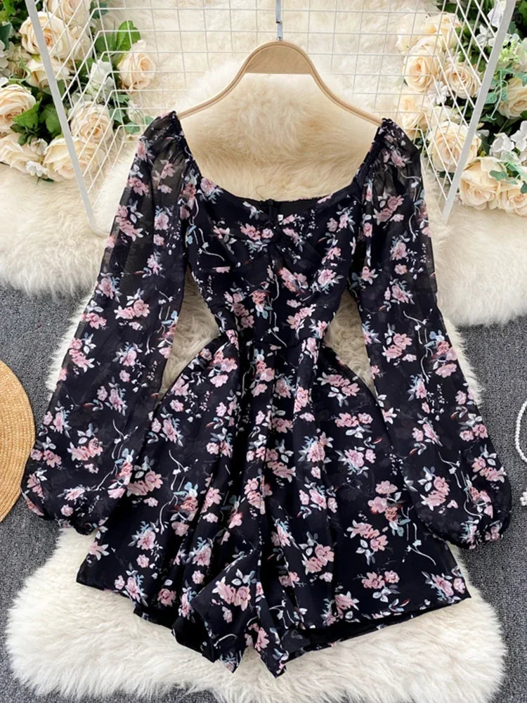 Korean New Spring Summer Women's Jumpsuit Dress V-neck Puff Sleeves Sweet Folds Slim Slimming Floral Wide-leg Shorts UK770