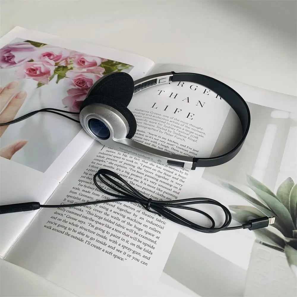 Retro Wired On-Ear Headphones – Nine Options