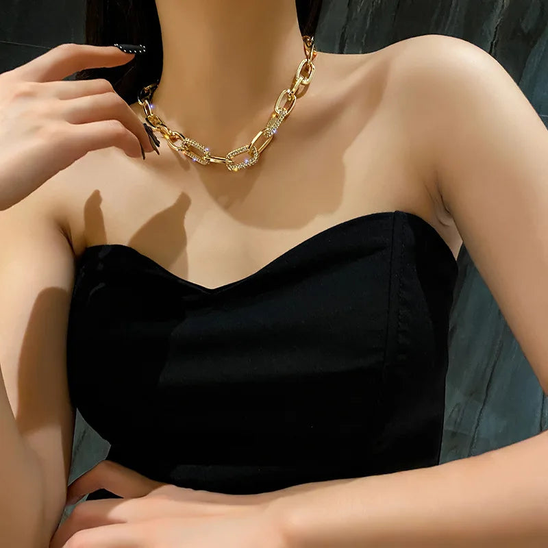 New Metal Thick Chain Necklace 2025 New Women's Net Red Light Luxury Collarbone Chain Female Choker Personality Sweater Chain