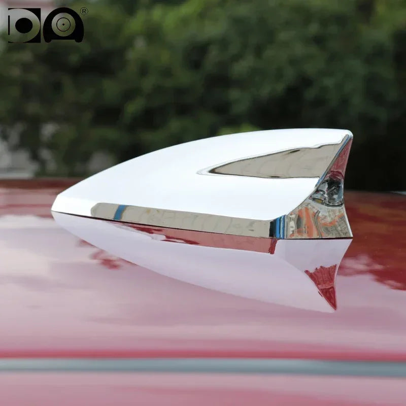 Universal 5D Shark Fin Antenna Car Radio Aerials Signal Receiver Car Styling Suitable for Nissan Qashqai J10 J11