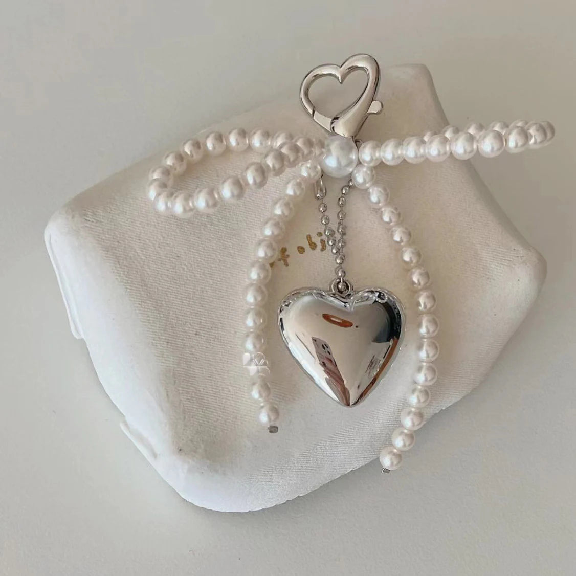 Beauty Pearl Bow Strap Love Pendant Sweet And Versatile Keychain Backpack Pendant For Women