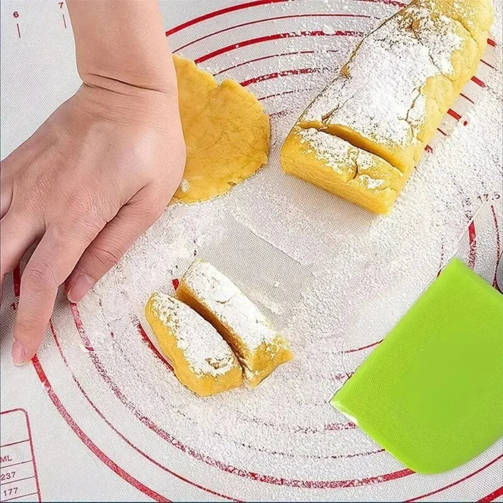 Dough Scraper Food-safe Plastic,Cake Cream Spatula, Dough Knife, Butter Scraper With Plain Smooth Edge, Versatile Baking Tool