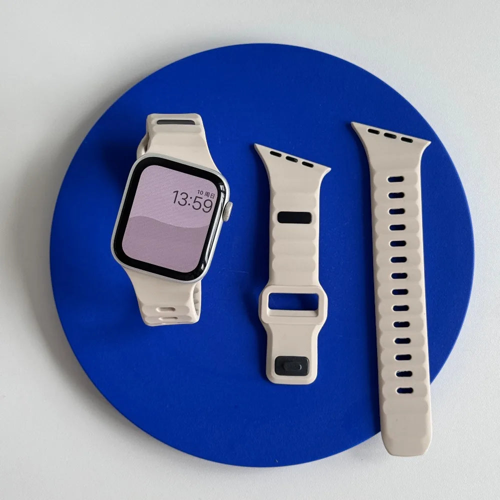 Silicone Sport Strap For Apple Watch Band Ultra 49mm 40mm 41mm 44mm 45mm 46mm correa bracelet iwatch Series 12 11 10 9 8 7 6  se