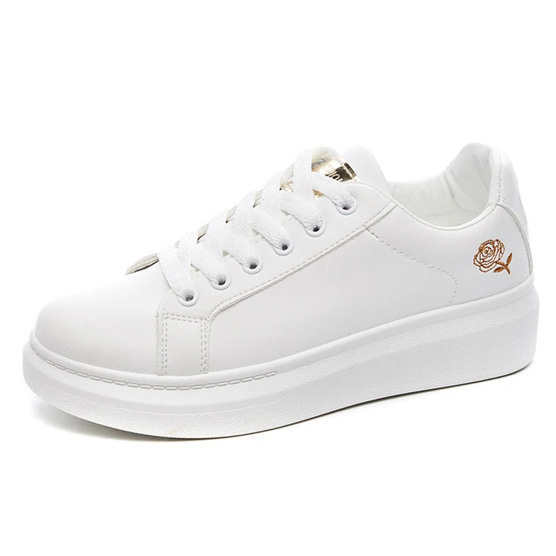 2024 Spring and Summer New Women's Shoes Leather Ventilated Sports Style Casual Shoes Board Shoes Small White Shoes INS Low Top